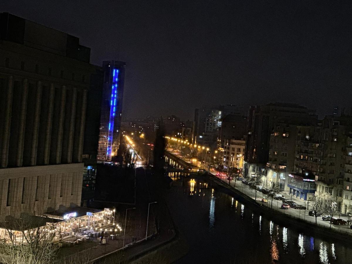 Unirii Lake Tribunal Bukarest Exteriör bild